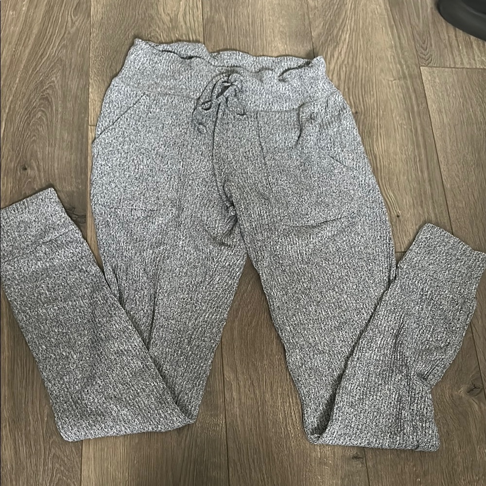 Aeropostale Gray Women's Jogger Pants